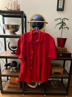 UNTUCKit Men's Vibrant Red Short-Sleeve Button-Down Shirt